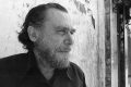 Charles Bukowski, lo scrittore dissacrante diventato oggetto di cult.